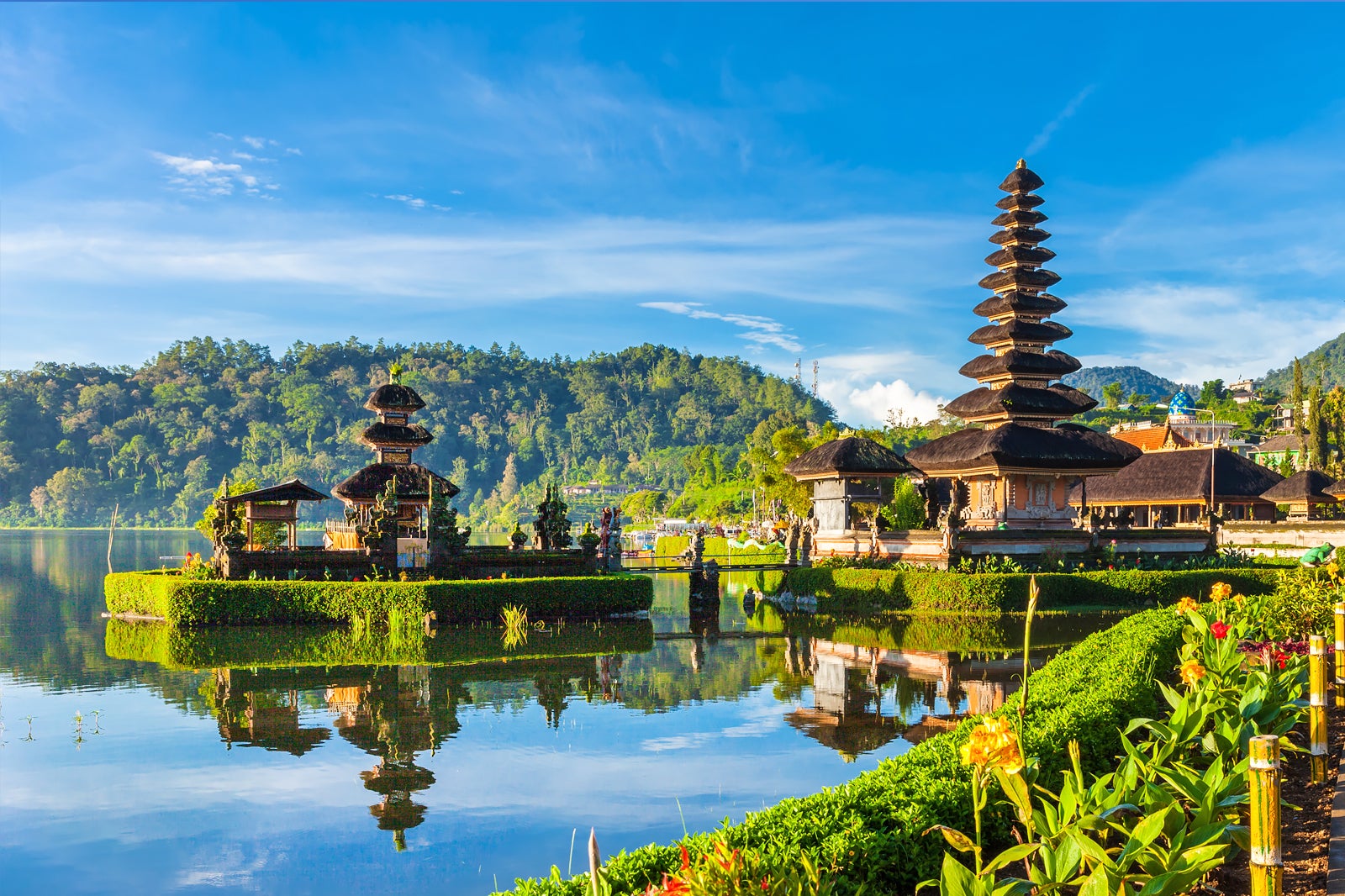 Image for Exploring the Enchanting Bali: A Traveler's Paradise