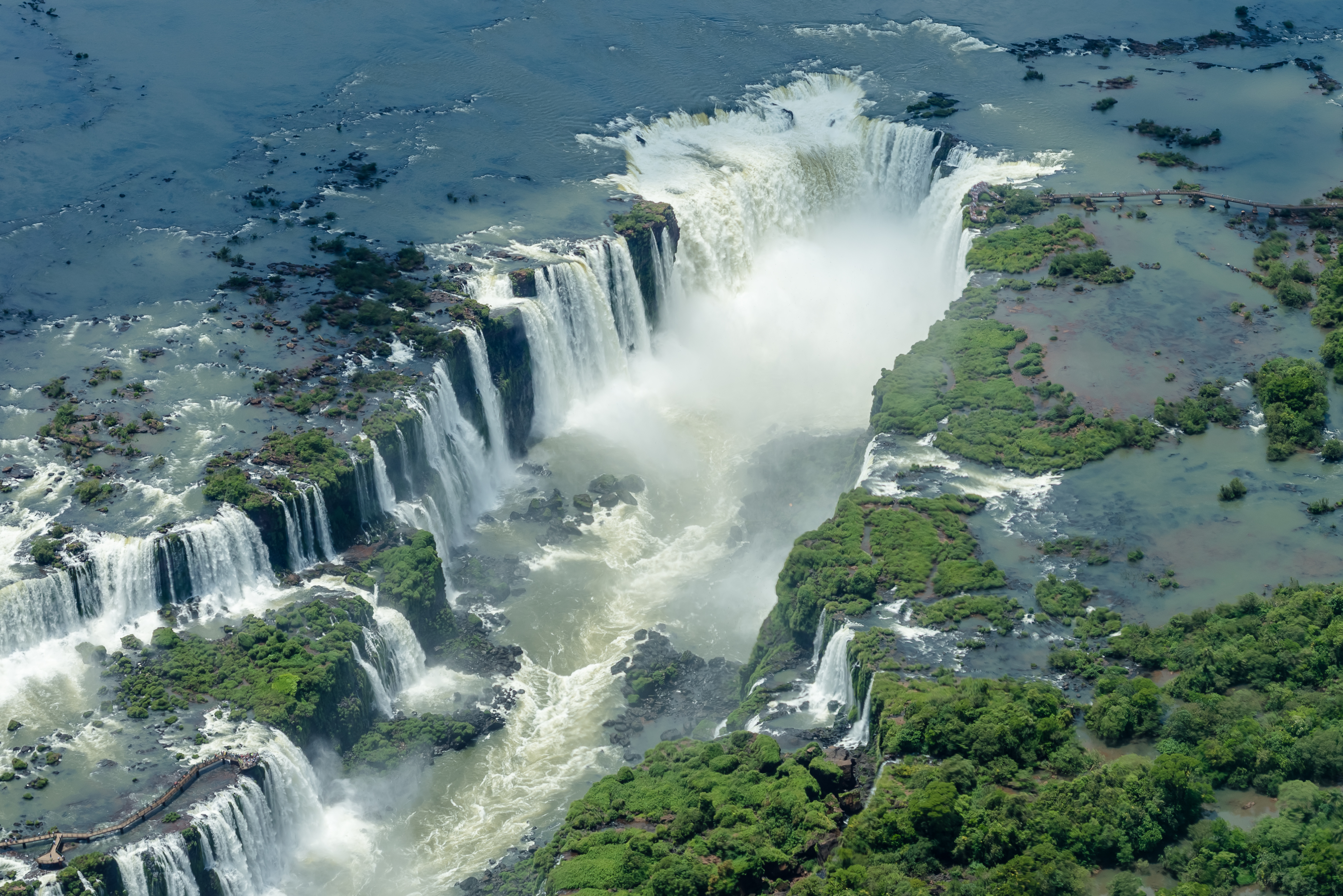 Image for Iguazu Falls: The Natural Wonder